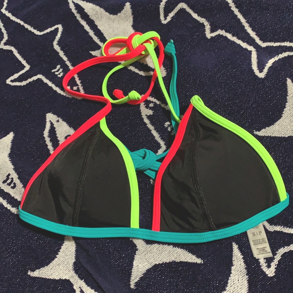 Small Victoria’s Secret Pink top/new/ multicolor